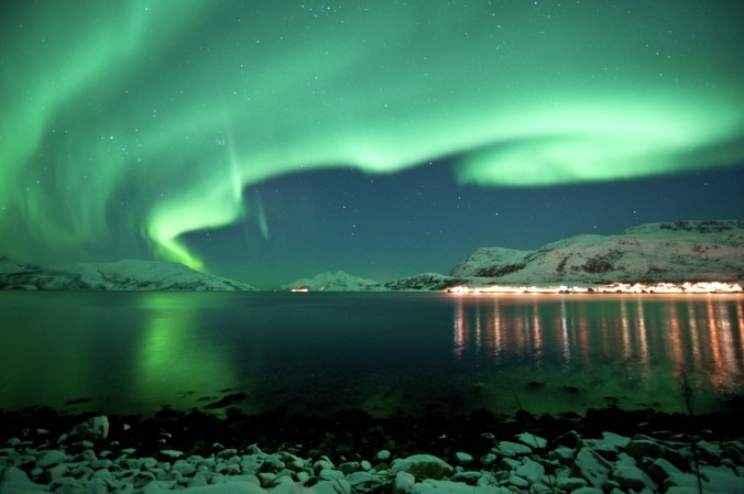 Nordlichter über Kvaløya, Copyright: Gaute Bruvik - visitnorway.com