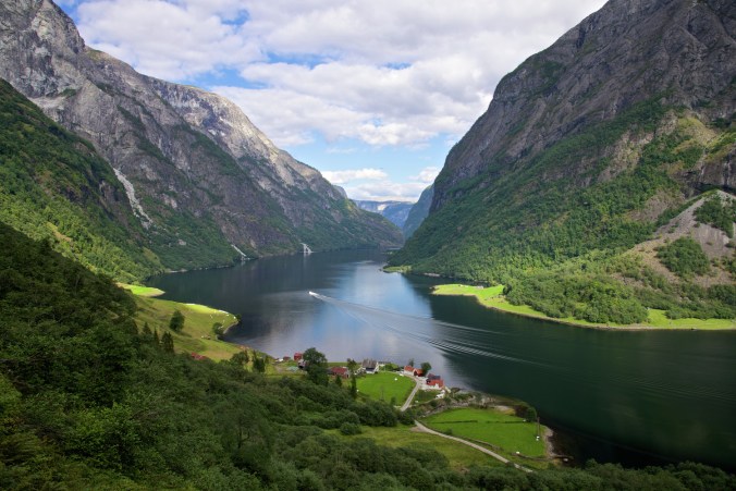 Nærøyfjord, Copyright: Øyvind Heen - Visitnorway.com